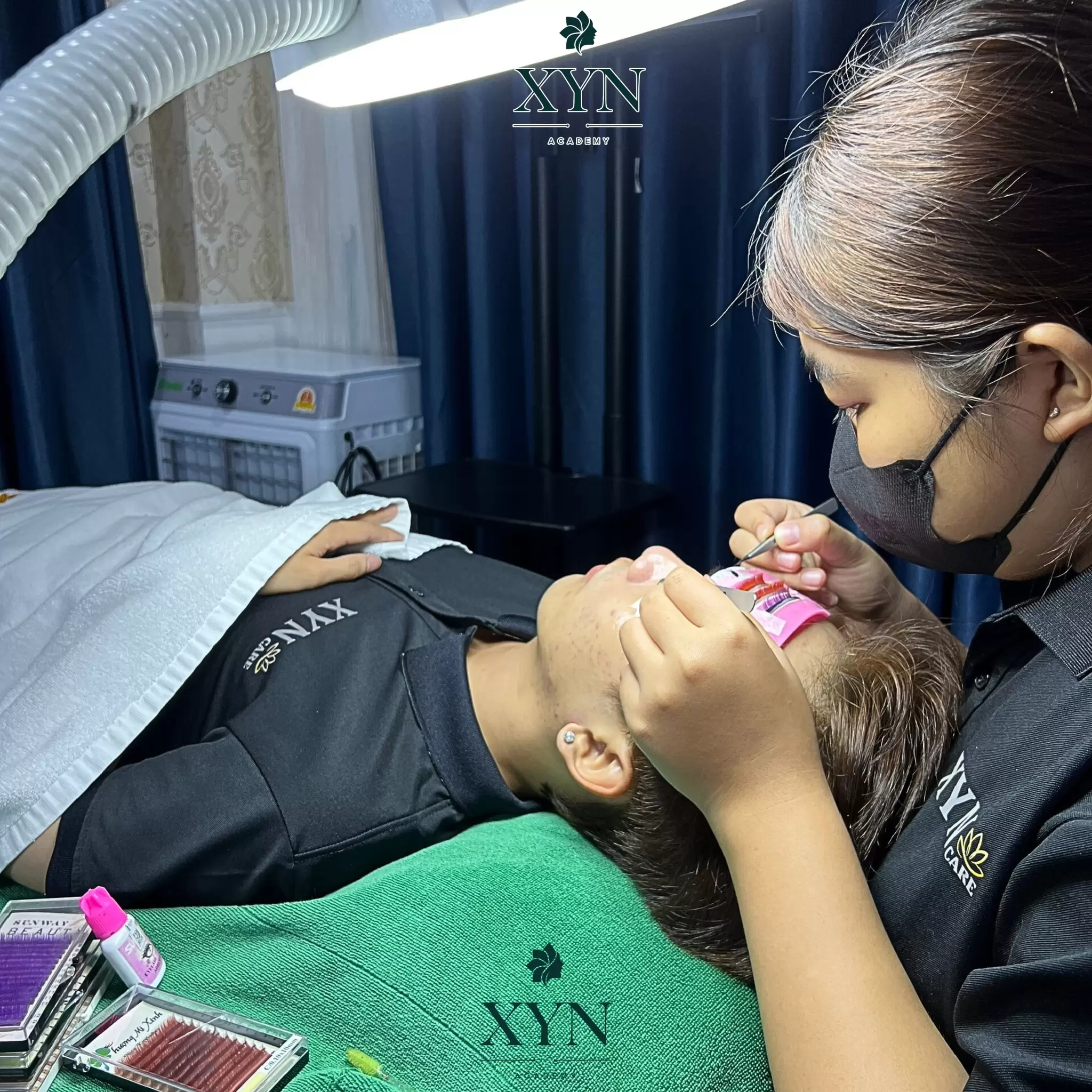 CHINH PHỤC NGHỀ PHUN XĂM THẨM MỸ C&Ugrave;NG XYN ACADEMY