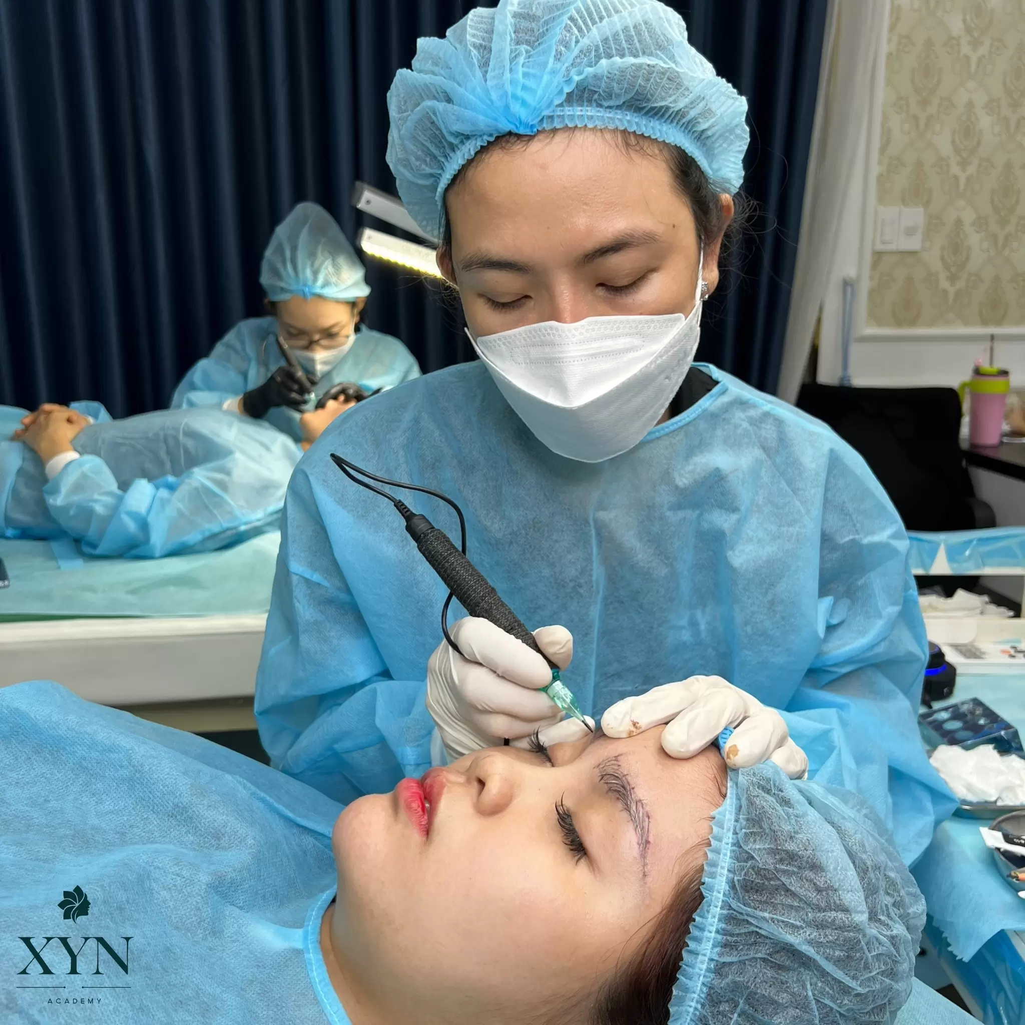 Kho&aacute; Học Phun Xăm Thẩm Mỹ